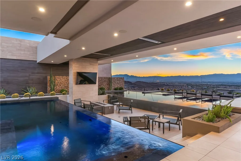 1550 Dragon Crest, Henderson, NV 89012