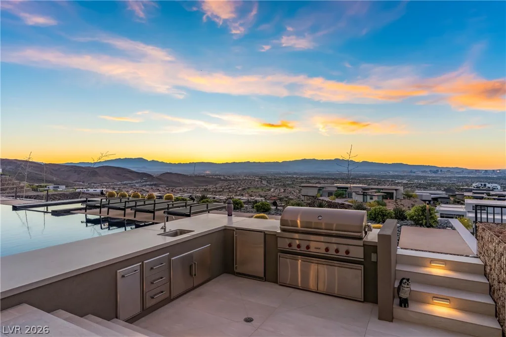 1550 Dragon Crest, Henderson, NV 89012