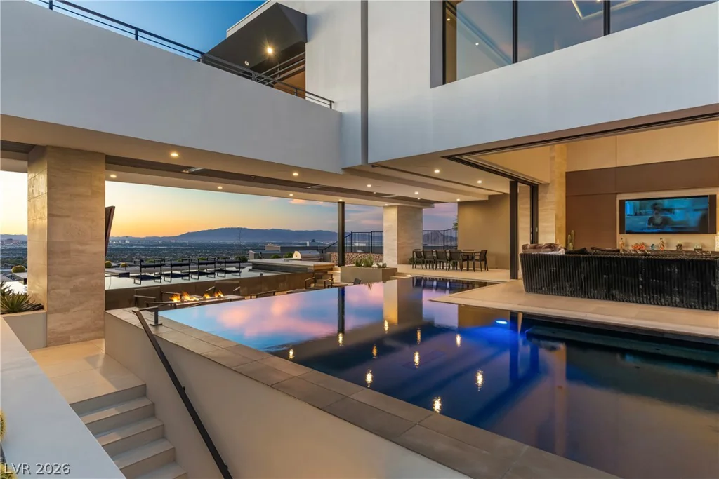 1550 Dragon Crest, Henderson, NV 89012