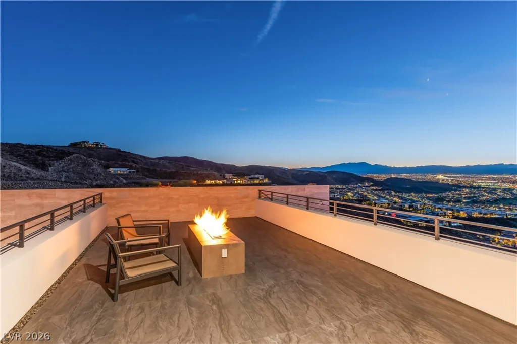 1550 Dragon Crest, Henderson, NV 89012