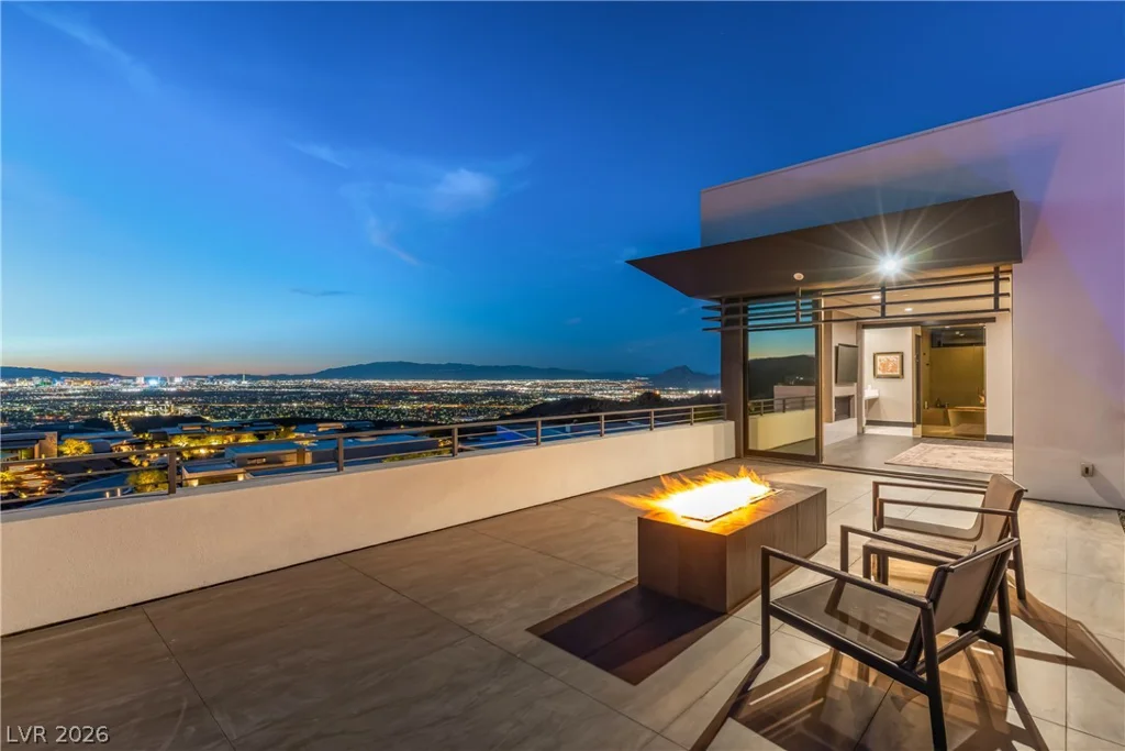 1550 Dragon Crest, Henderson, NV 89012