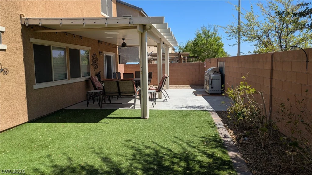 1517 Eagles Pass, North Las Vegas, NV 89084