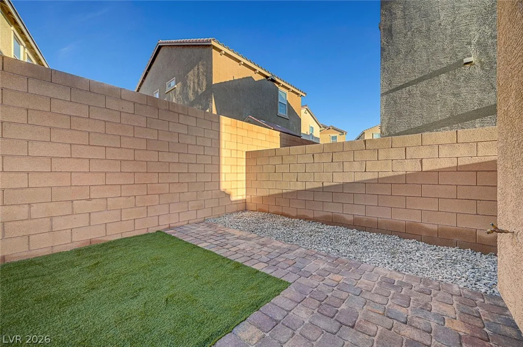 92 Mosso Niente, Henderson, NV 89011