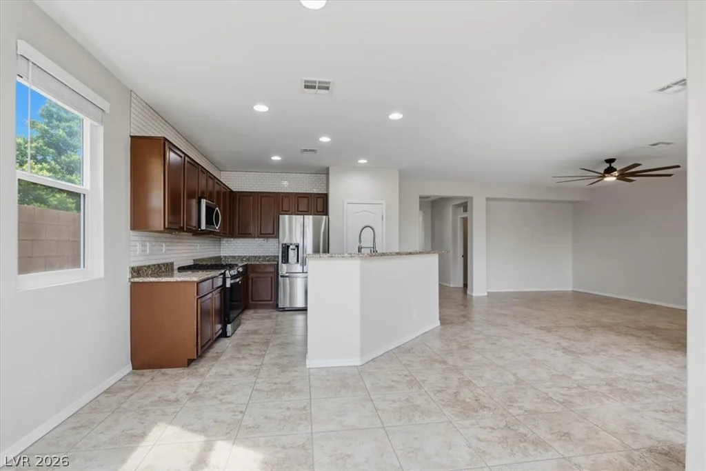 10408 Rugged Mountain, Las Vegas, NV 89166