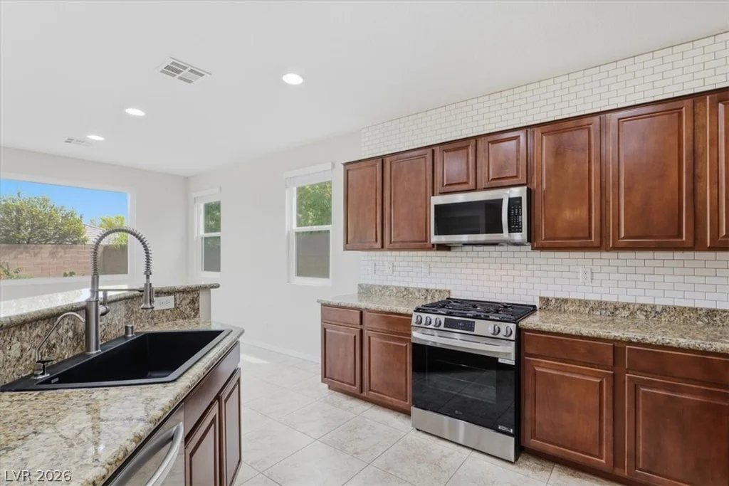 10408 Rugged Mountain, Las Vegas, NV 89166