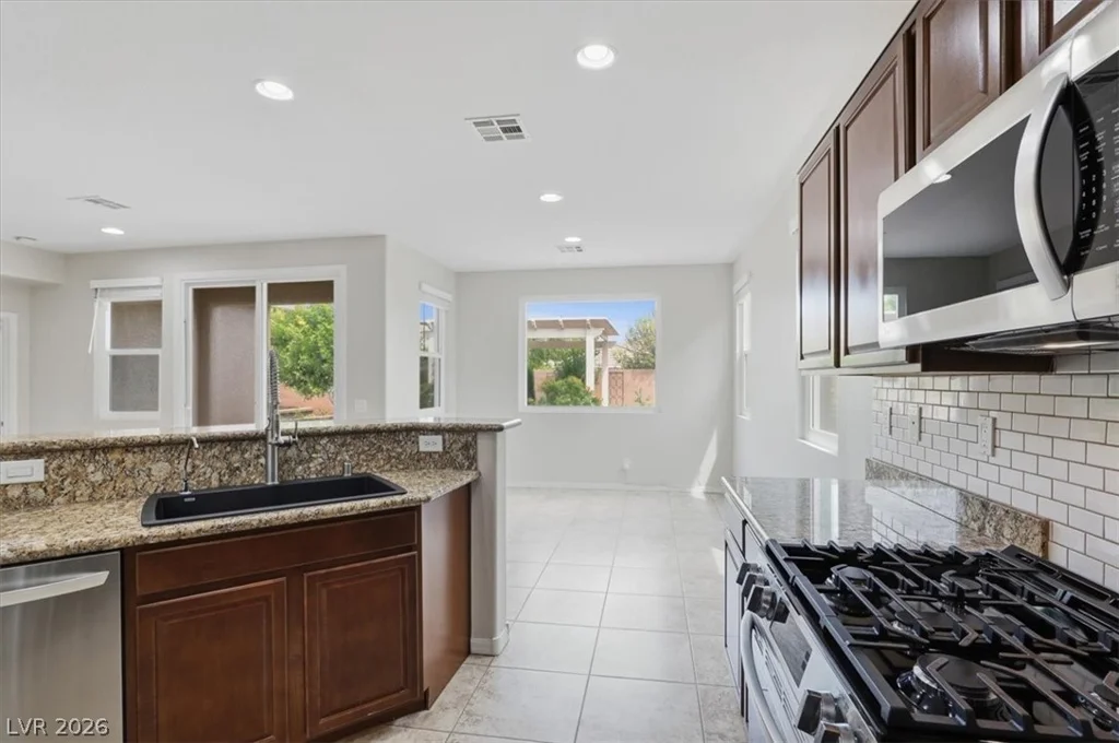10408 Rugged Mountain, Las Vegas, NV 89166