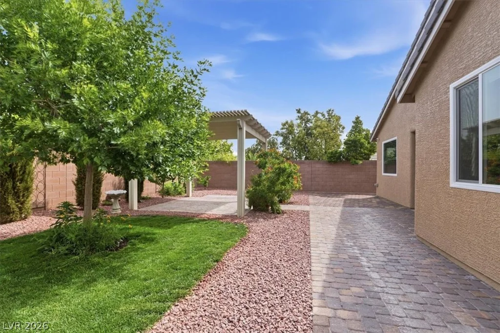 10408 Rugged Mountain, Las Vegas, NV 89166