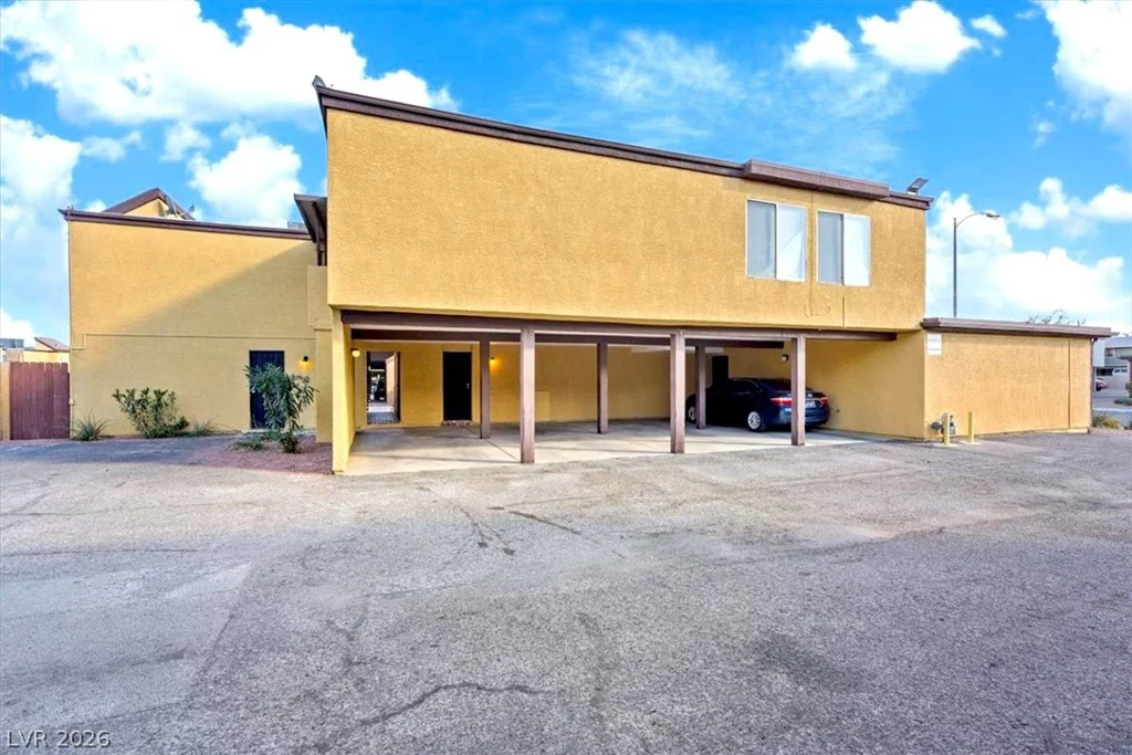 1404 Santa Anita, Las Vegas, NV 89119