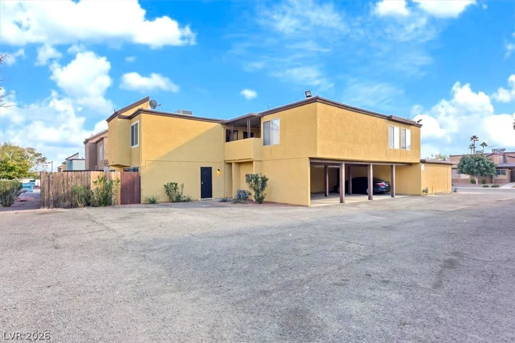 1404 Santa Anita, Las Vegas, NV 89119
