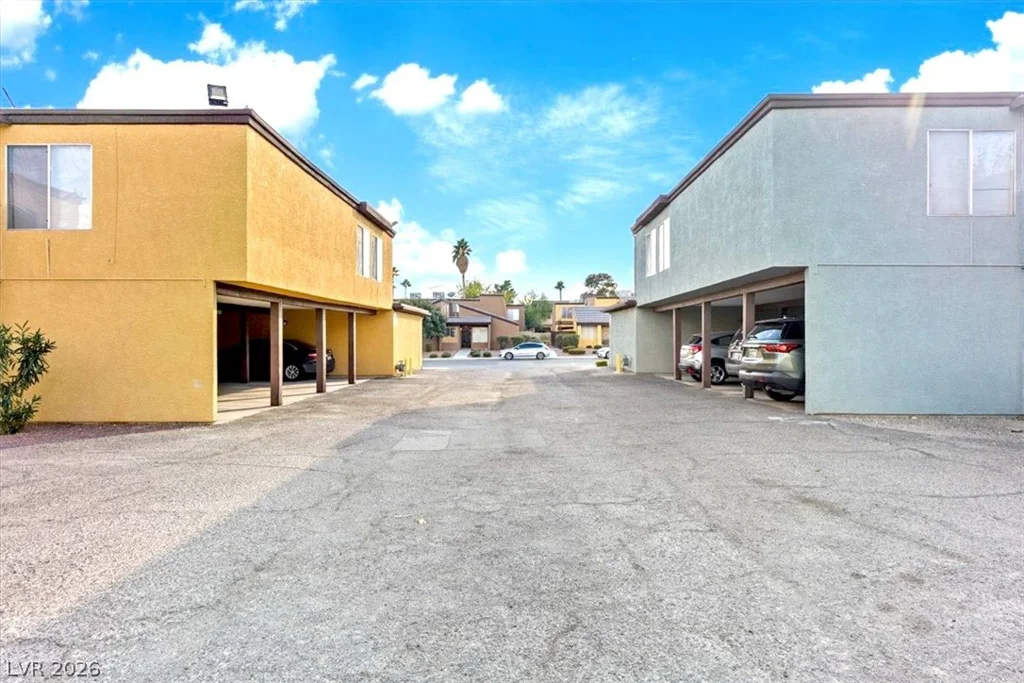 1404 Santa Anita, Las Vegas, NV 89119