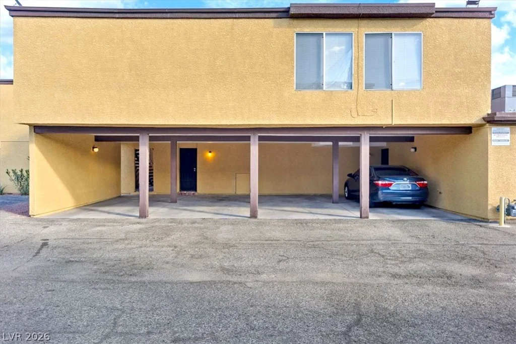 1404 Santa Anita, Las Vegas, NV 89119
