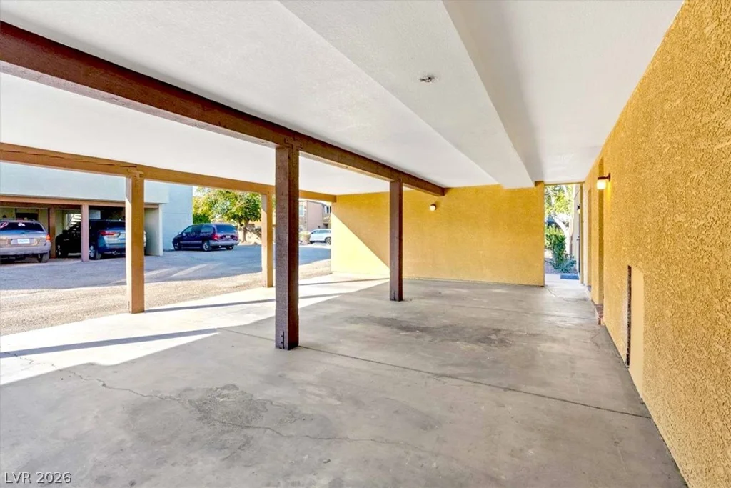 1404 Santa Anita, Las Vegas, NV 89119