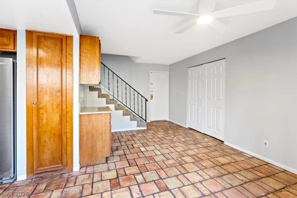 1404 Santa Anita, Las Vegas, NV 89119
