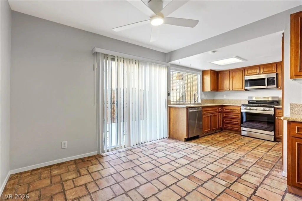 1404 Santa Anita, Las Vegas, NV 89119