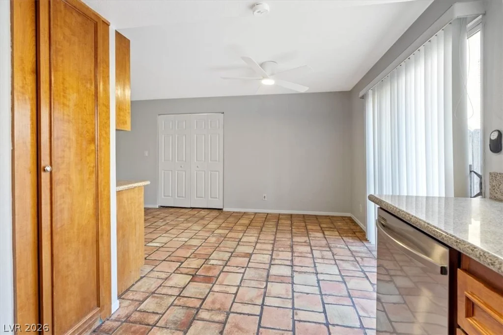1404 Santa Anita, Las Vegas, NV 89119