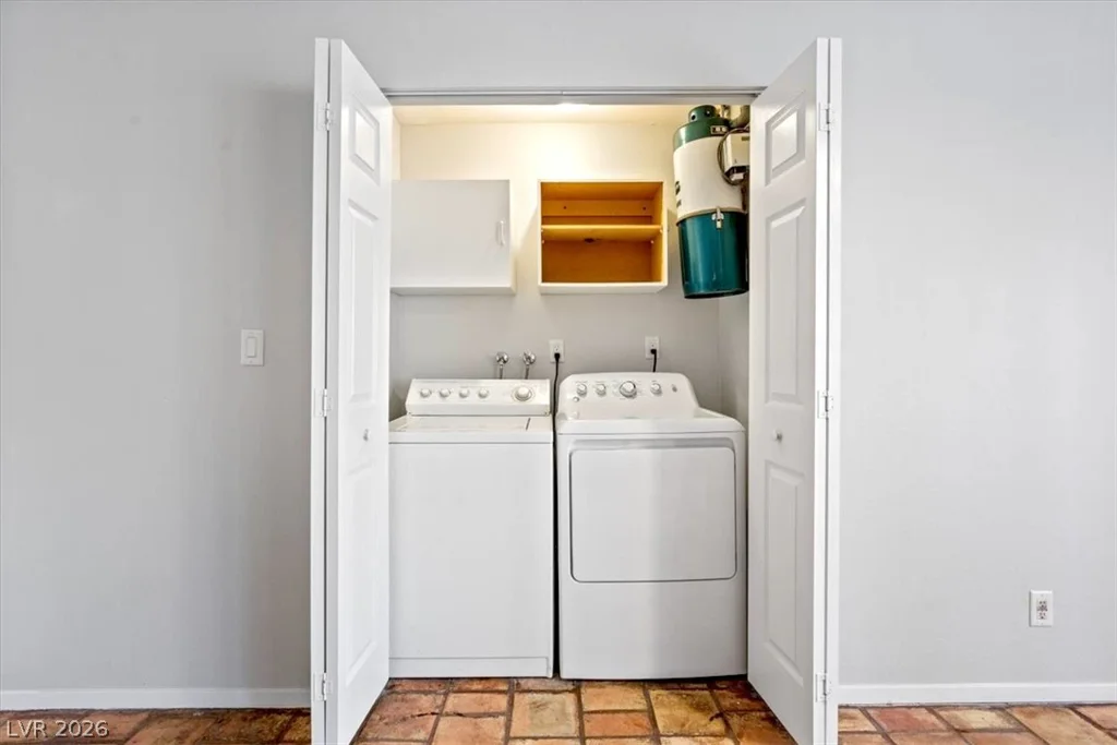 1404 Santa Anita, Las Vegas, NV 89119