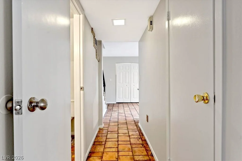 1404 Santa Anita, Las Vegas, NV 89119