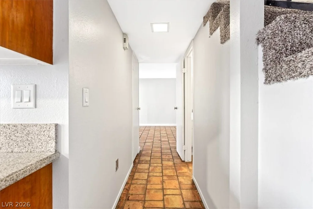 1404 Santa Anita, Las Vegas, NV 89119