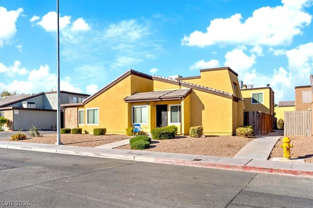 1404 Santa Anita, Las Vegas, NV 89119