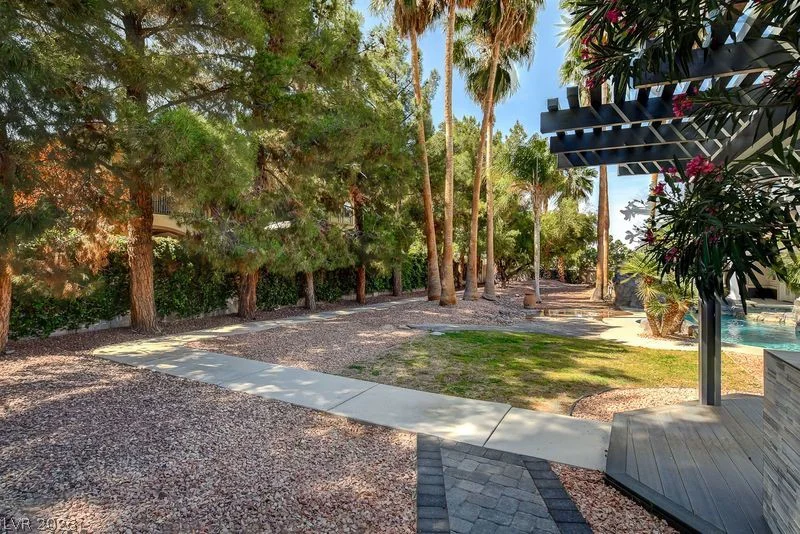 3465 Pama, Las Vegas, NV 89120