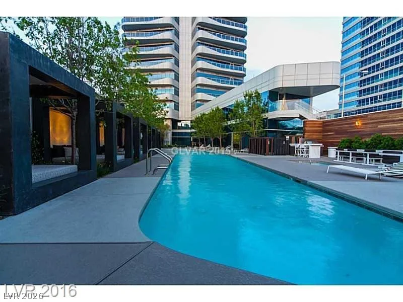4471 Dean Martin, Las Vegas, NV 89103