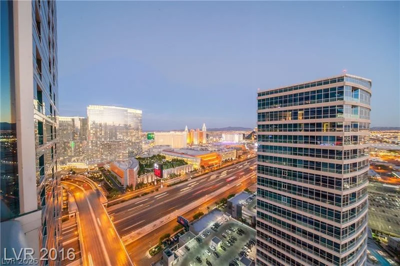 4471 Dean Martin, Las Vegas, NV 89103