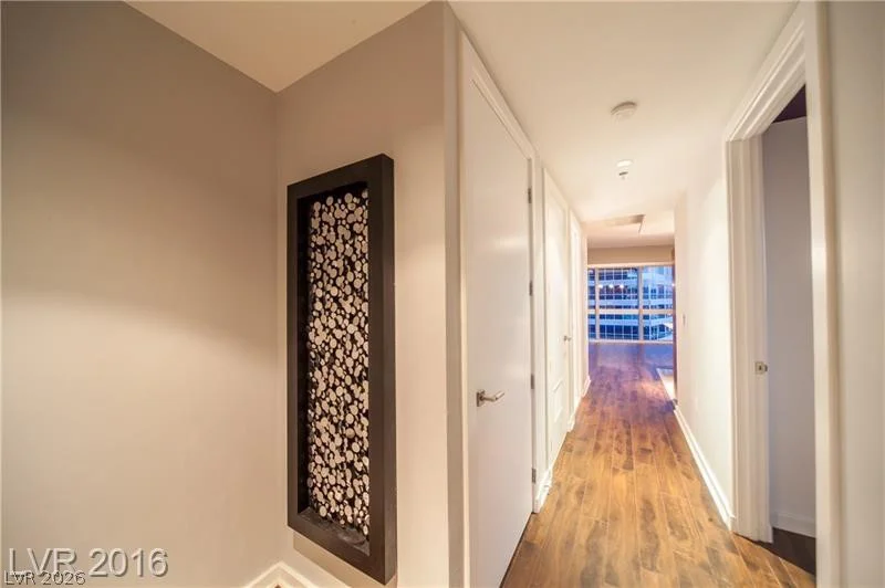 4471 Dean Martin, Las Vegas, NV 89103