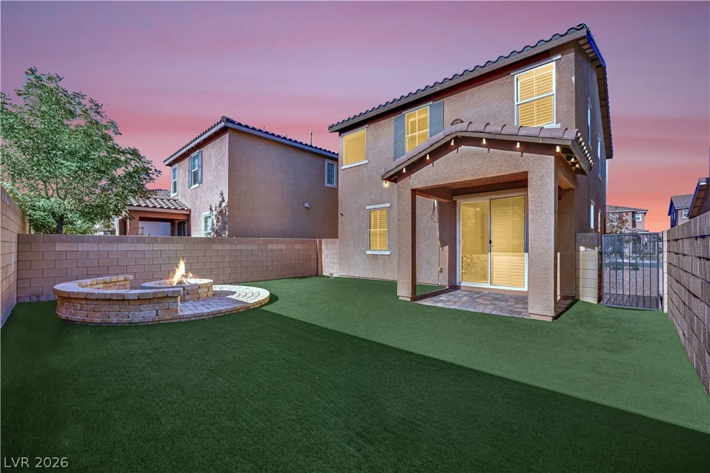 915 Harbor, Henderson, NV 89002