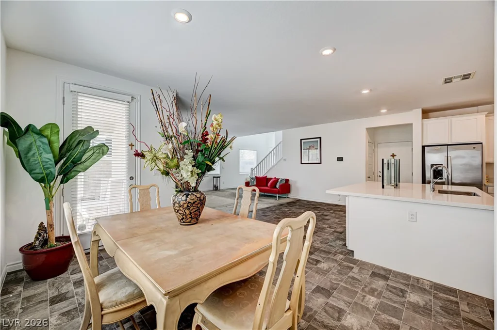 4837 Spanish River, North Las Vegas, NV 89031