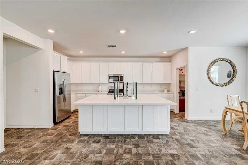 4837 Spanish River, North Las Vegas, NV 89031