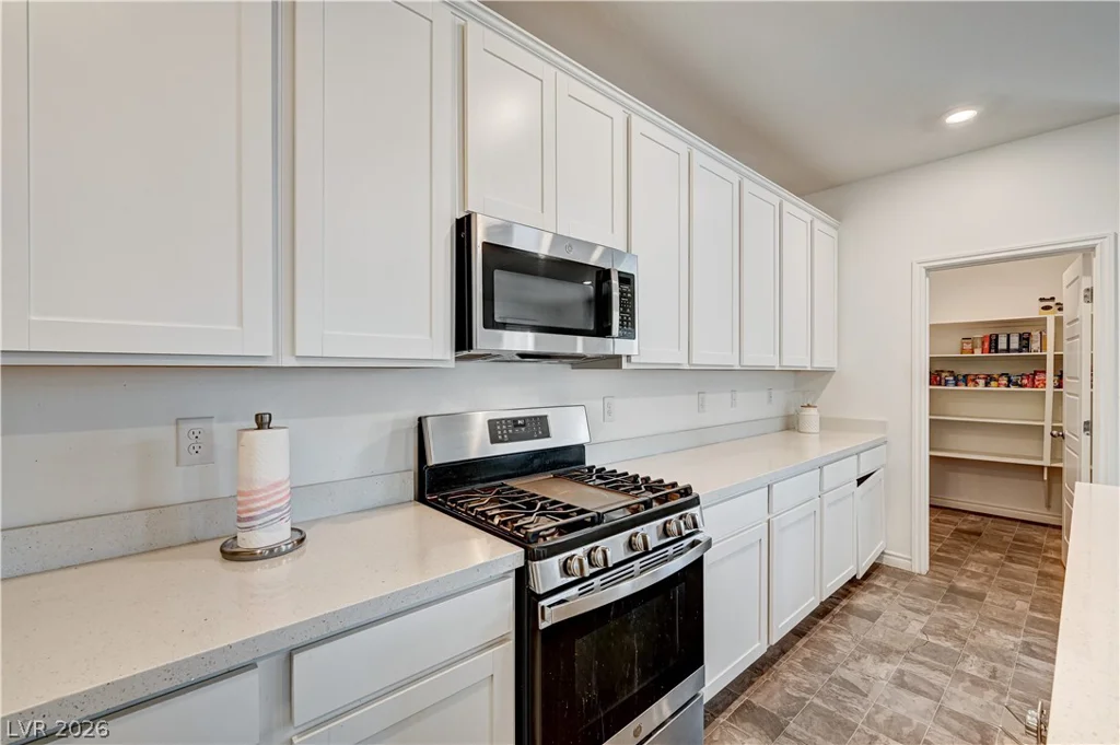 4837 Spanish River, North Las Vegas, NV 89031