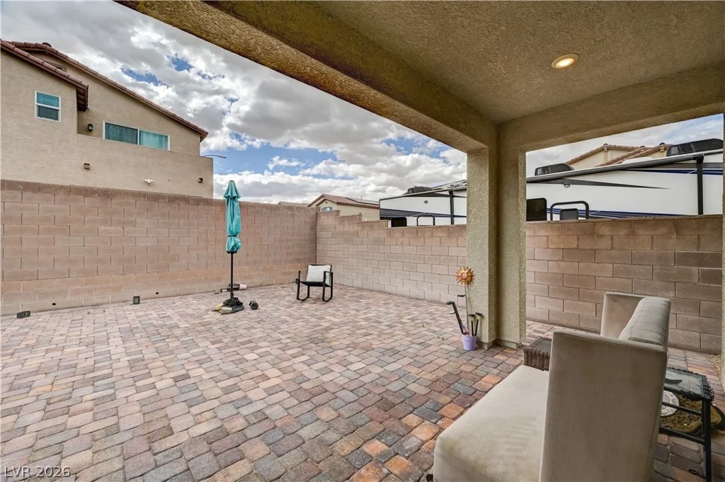 4837 Spanish River, North Las Vegas, NV 89031