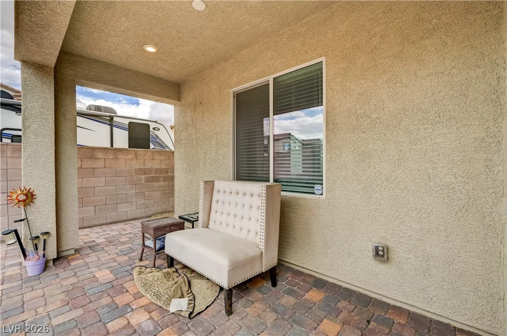 4837 Spanish River, North Las Vegas, NV 89031
