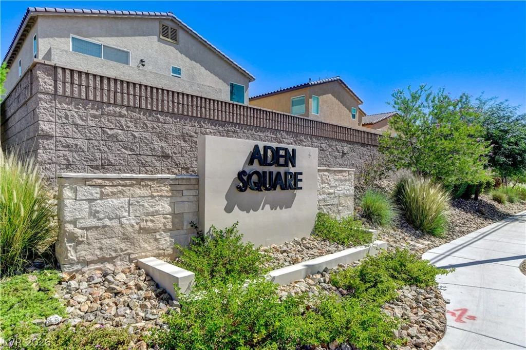 4837 Spanish River, North Las Vegas, NV 89031