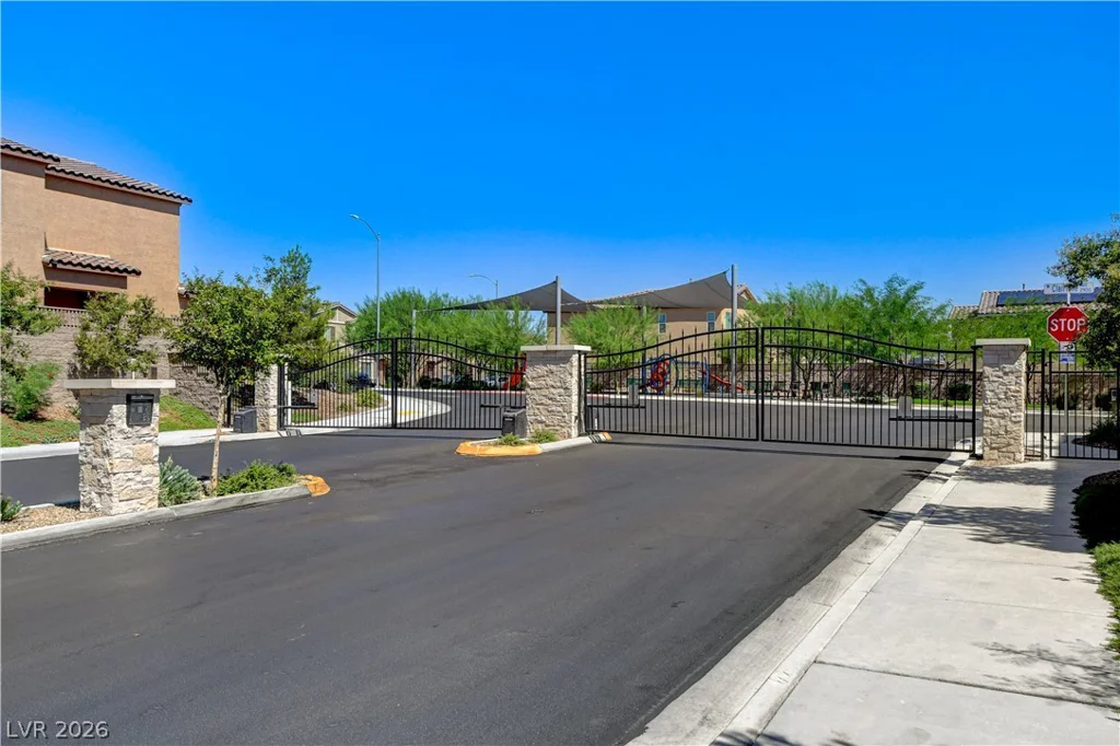 4837 Spanish River, North Las Vegas, NV 89031