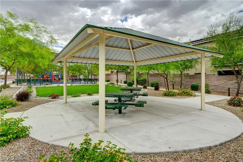 4837 Spanish River, North Las Vegas, NV 89031