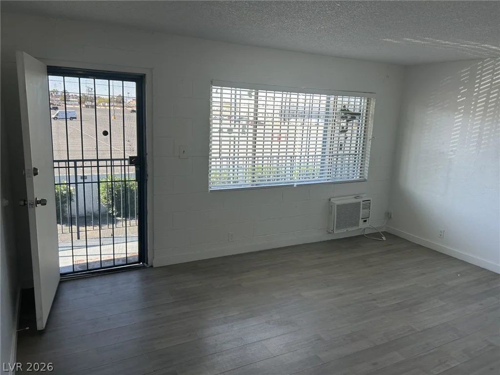 4600 University Center, Las Vegas, NV 89119