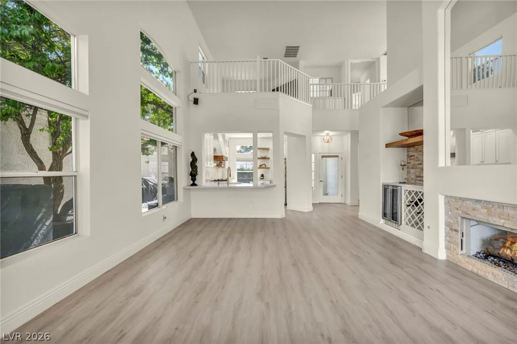 9208 Eagle Ridge, Las Vegas, NV 89134
