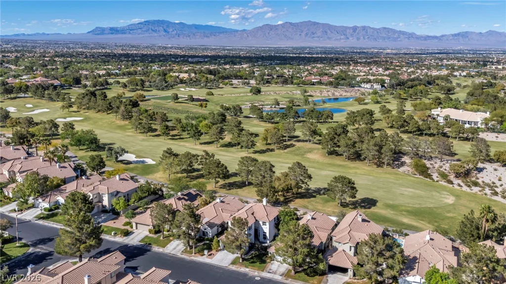 9208 Eagle Ridge, Las Vegas, NV 89134