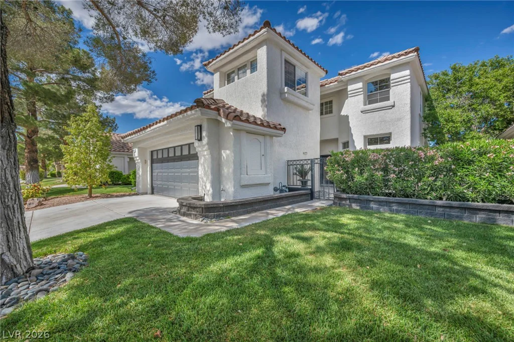 9208 Eagle Ridge, Las Vegas, NV 89134