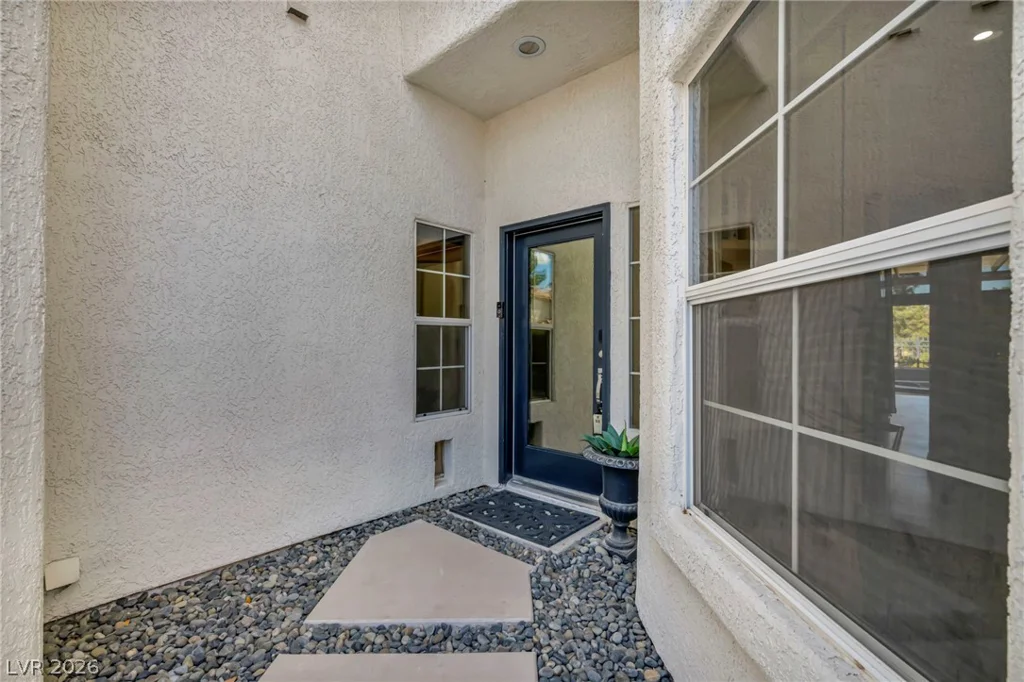 9208 Eagle Ridge, Las Vegas, NV 89134