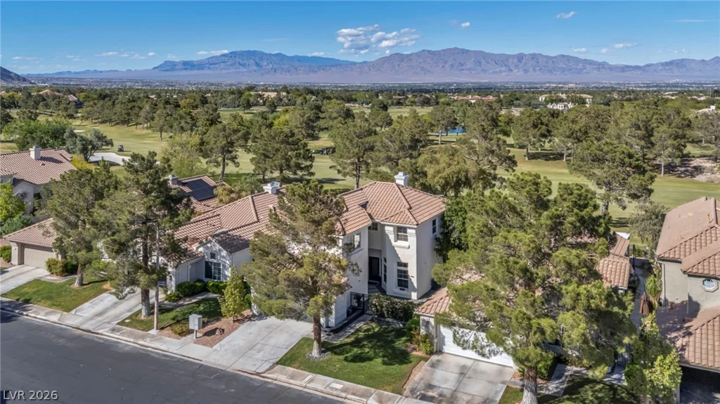9208 Eagle Ridge, Las Vegas, NV 89134