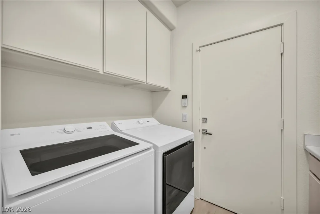 9208 Eagle Ridge, Las Vegas, NV 89134