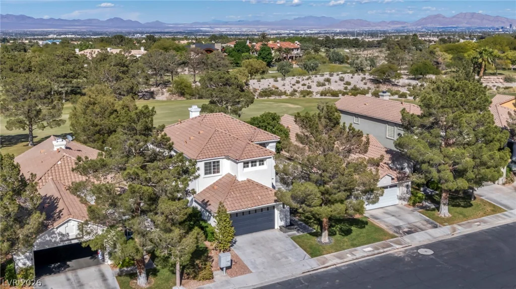 9208 Eagle Ridge, Las Vegas, NV 89134