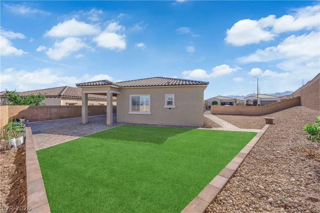 10774 Blackrock Canyon, Las Vegas, NV 89166