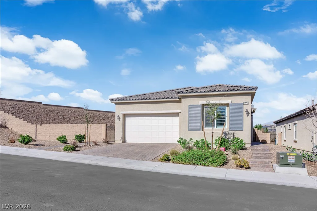 10774 Blackrock Canyon, Las Vegas, NV 89166