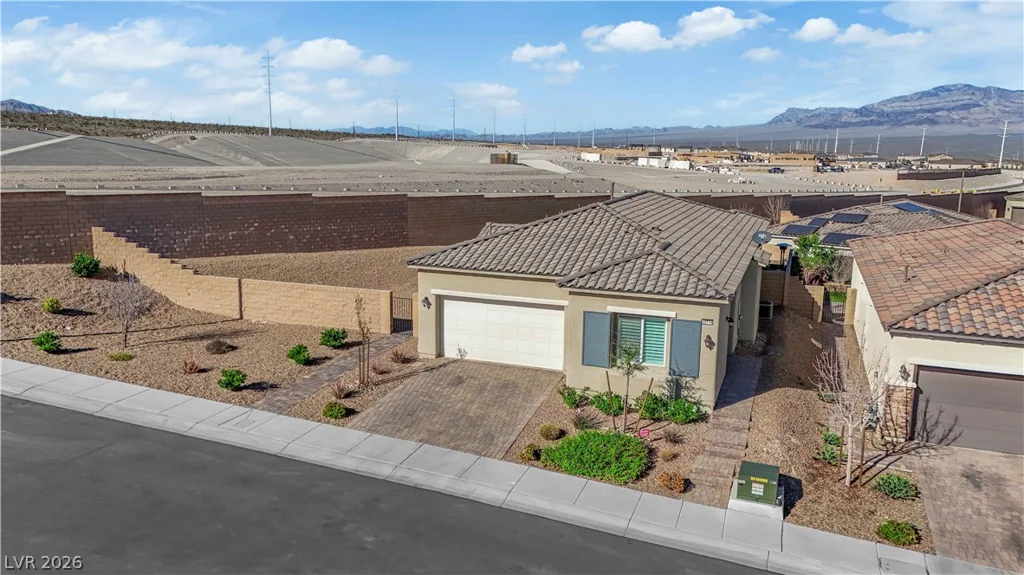 10774 Blackrock Canyon, Las Vegas, NV 89166