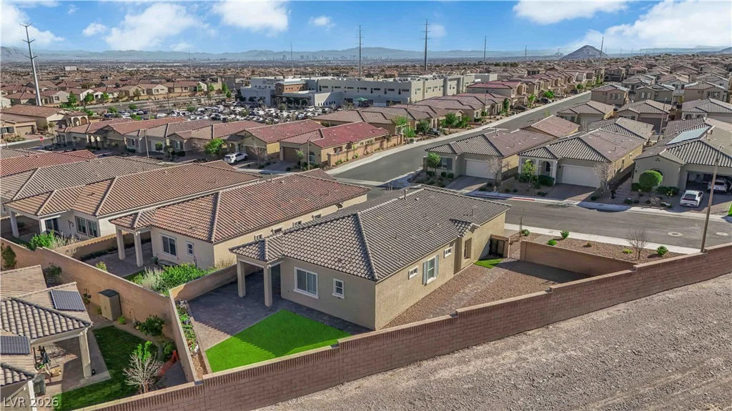 10774 Blackrock Canyon, Las Vegas, NV 89166