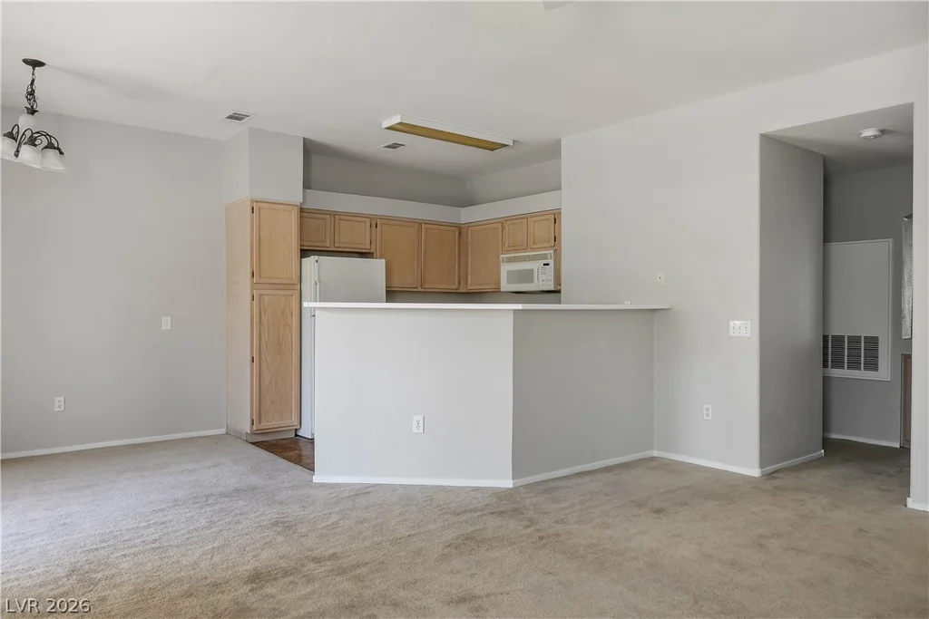 5415 Harmon, Las Vegas, NV 89103
