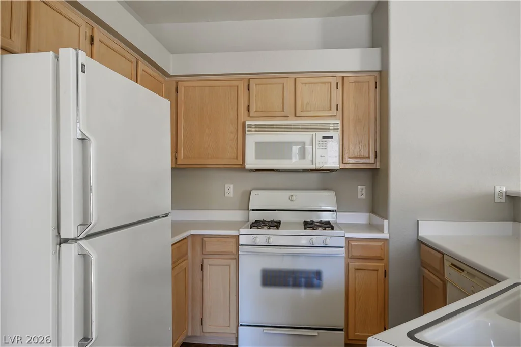 5415 Harmon, Las Vegas, NV 89103